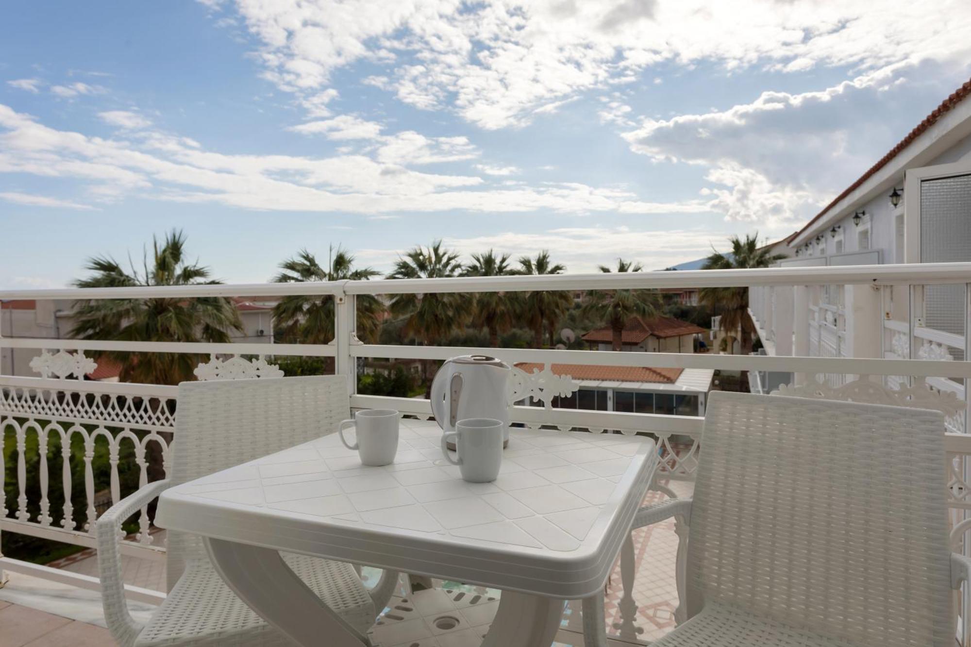 Laganas Holidays Hotel エクステリア 写真