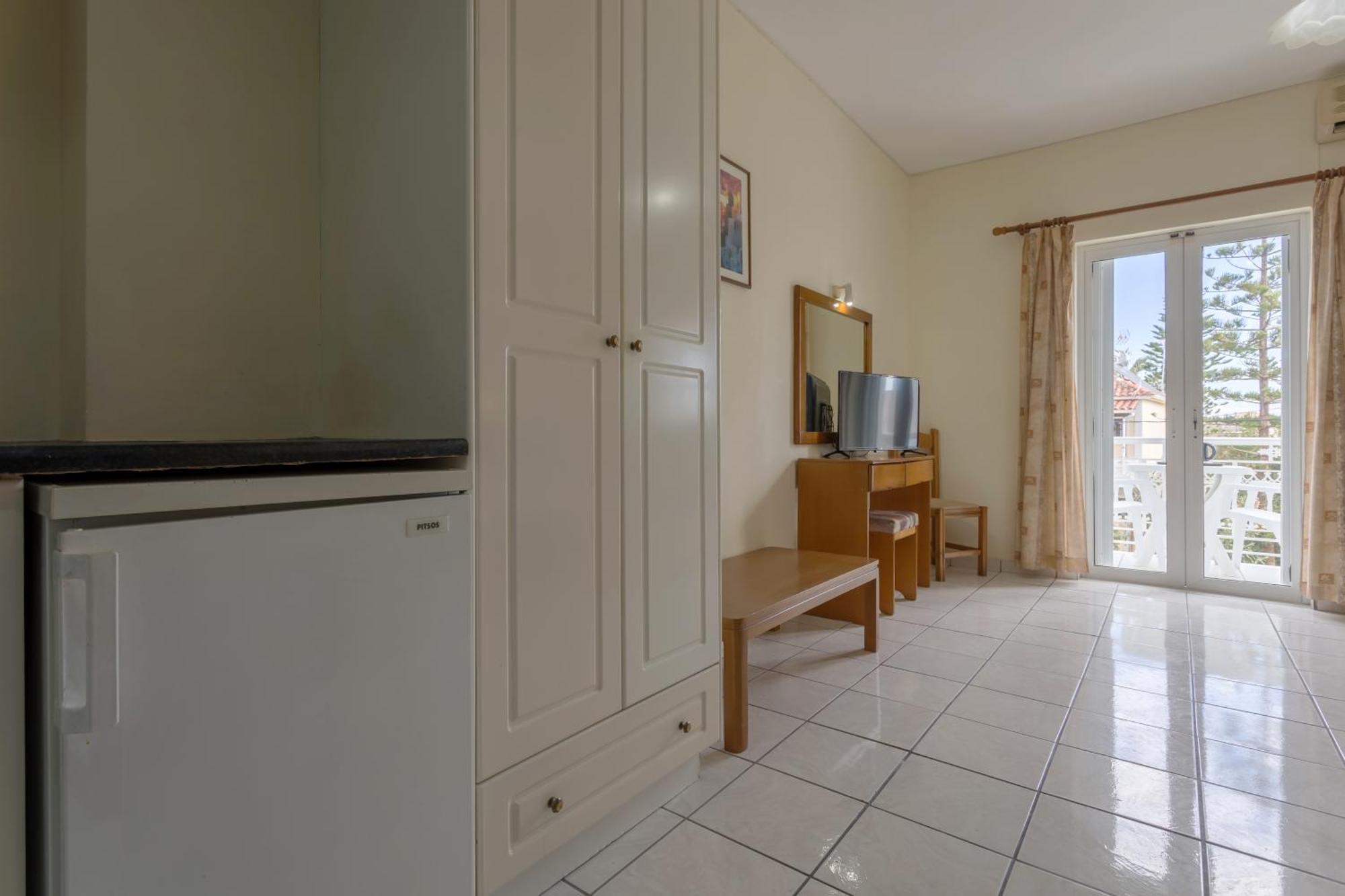 Laganas Holidays Hotel エクステリア 写真