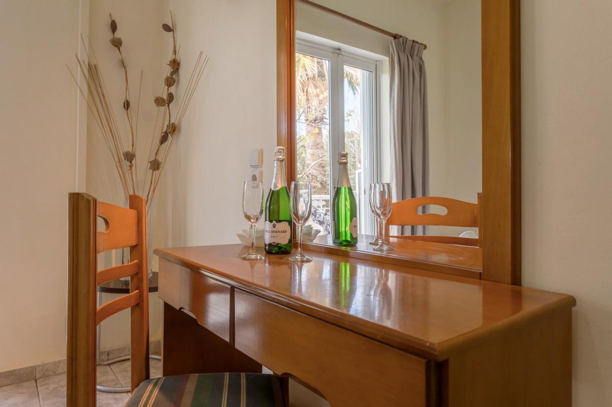 Laganas Holidays Hotel エクステリア 写真