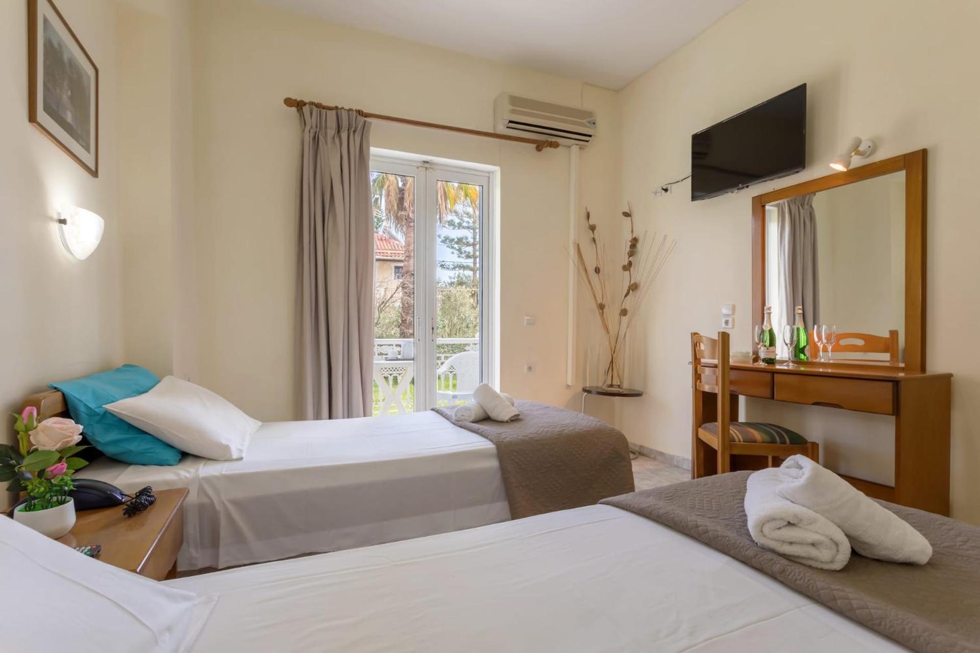 Laganas Holidays Hotel エクステリア 写真